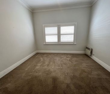 Beautiful family home! - Photo 4