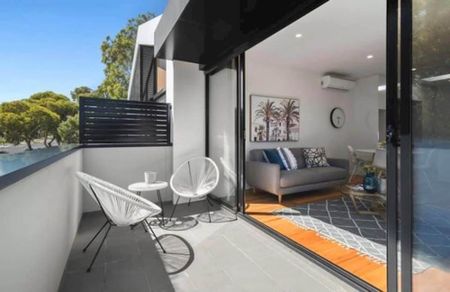 Palm Beach - Photo 3