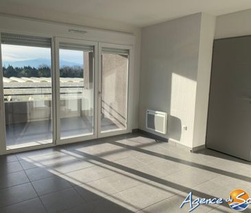 Saint-Cyprien – Location Appartement – 36.60 m² – 510€ CC / mois - Photo 1