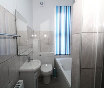 1 bedroom house of multiple occupation to rent - Photo 6