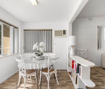 CHARMING FULLY FURNISHED 3-BEDROOM HOME IN PRIME RATHMINES LOCATION - Photo 2