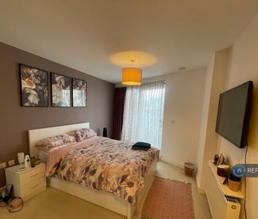 1 bedroom flat to rent - Photo 4