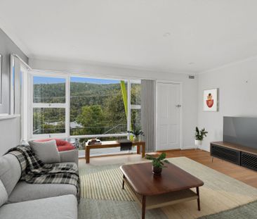 Spacious Family Home in Convenient Mornington Location - Photo 6