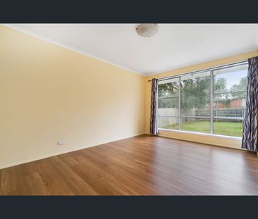 5 Alba Street, Frankston North, Vic 3200 - Photo 4