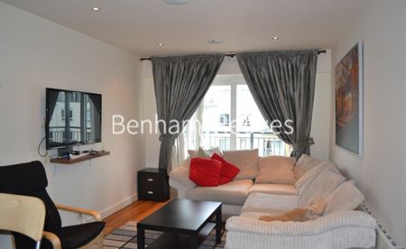 2 Bedroom flat to rent in Heritage Avenue, Colindale, NW9 - Photo 2