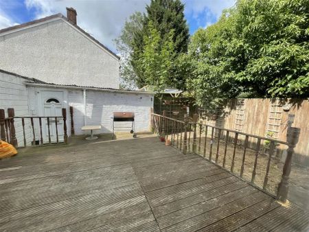 Wroxall Drive, Willenhall, Coventry - Photo 2