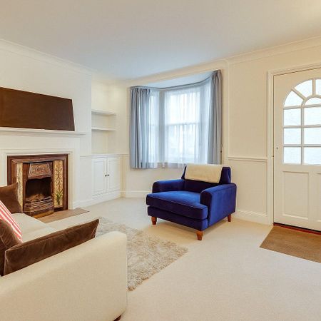 3 bedroom end of terrace house to rent - Photo 3