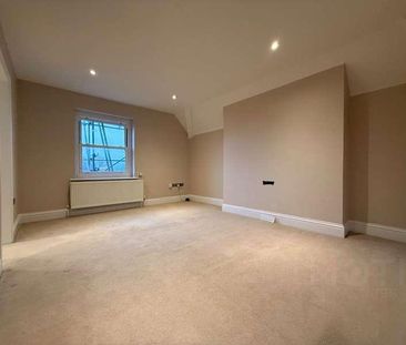 Shorncliffe Road, Folkestone, CT20 - Photo 2