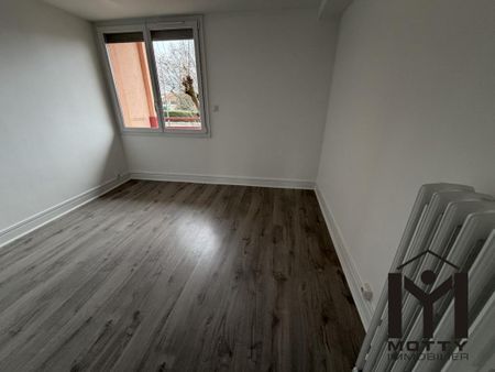 Location Appartement 4 pièces 65m² VANDOEUVRE LES NANCY 54500 - Photo 4