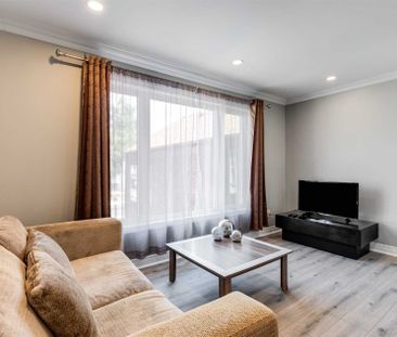 For Lease - 26A Scarlett Road Unit# Upper, Toronto, Ontario - Photo 1