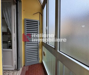 Quattro vani con veranda e posto auto in Affitto - Photo 4