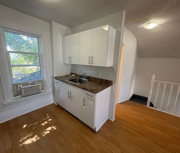 For Lease - 581 Paterson Street Unit# #2, Peterborough Central, Ont... - Photo 2