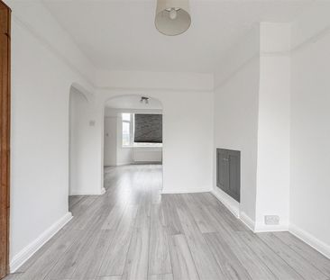 Little Common Road, Bexhill, TN39 4SB - Photo 3