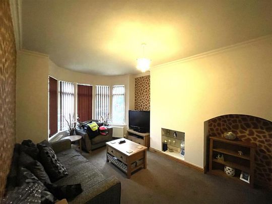 3 bedroom end of terrace house to rent - Photo 1