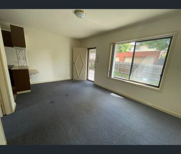 3/536 Albion Street, Brunswick West, Vic 3055 - Photo 4