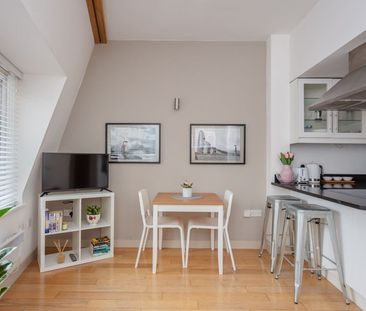 Battersea Rise - Photo 6