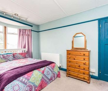 Waverley Avenue, Twickenham, TW2 - Photo 4