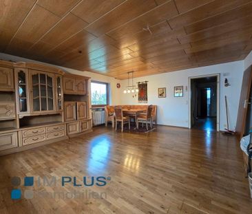 Große 2 Zimmer Garten-Wohnung mit EBK, überdachte Terrasse und 2 St... - Foto 2