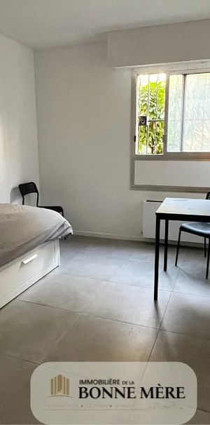 Location Appartement 1 pièce 17m² MARSEILLE 6ème - Photo 1