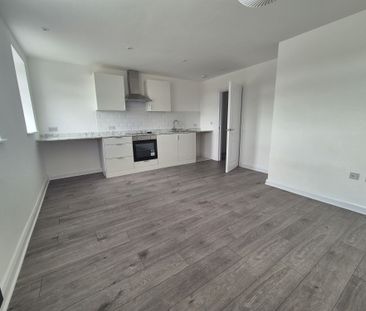 Ringwood Road, BH11 8NL, Bournemouth - Photo 6