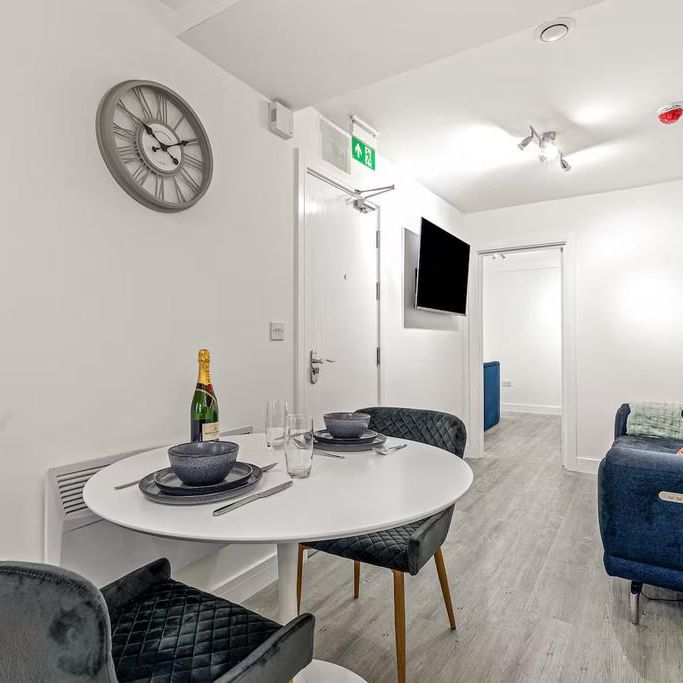 1 bedroom flat to rent - Photo 1
