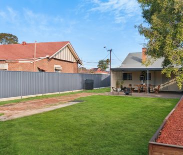 26 West Lakes Boulevard, Albert Park SA 5014 - House For Rent | Domain - Photo 4