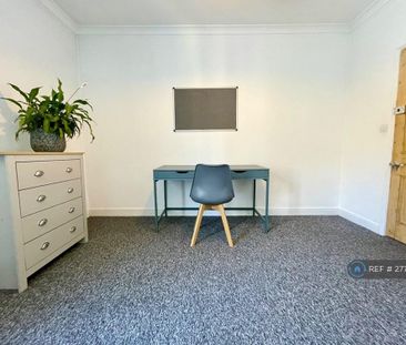 4 bedroom terraced house to rent - Photo 4