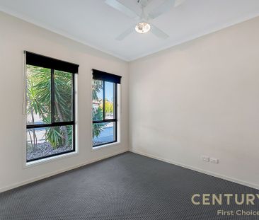 Spacious 3-Bedroom Home in Valley View - Photo 4