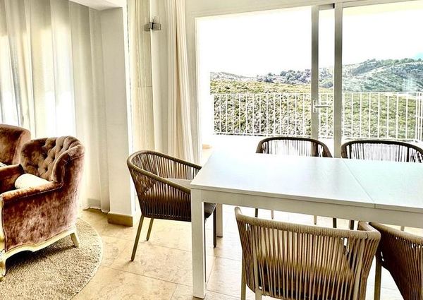 Villa for rent with 4 bedrooms and 3 bathrooms with stunning views