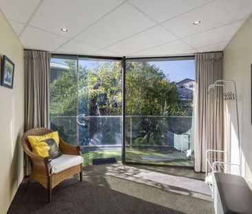 Maraetai, Unique With View, 3 Bedrooms - Photo 5