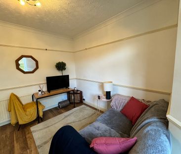 Somerset Road, Huntington - P10907 - Photo 2