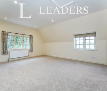 4 bedroom house to rent Coates, Cirencester, GL7 - Photo 2