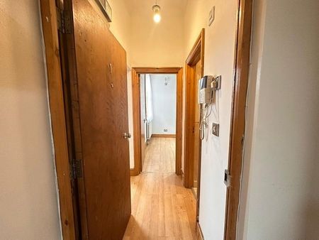 1 Bed Flat, Stockwell Road, SW9 - Photo 5