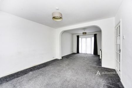 3 bedroom terraced house to rent - Photo 5