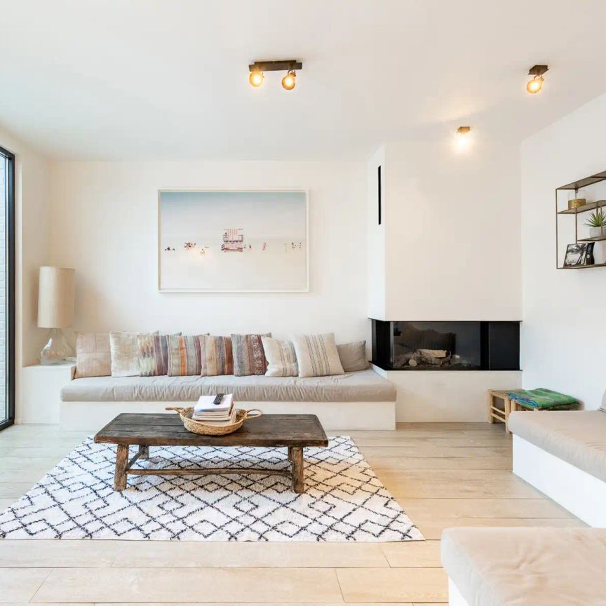 Instapklare, gemeubelde rijwoning met 5 slaapkamers en tuin – hartje Oud-Knokke - Foto 1