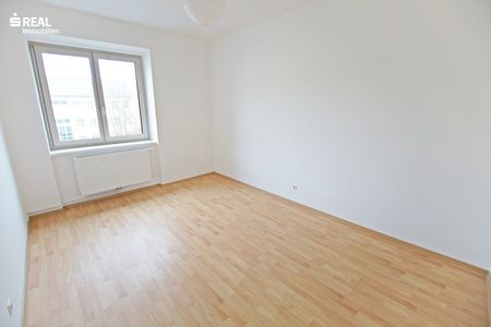 Renovierte 3 Zimmer Mietwohnung mit Balkon in saniertem Wohnhaus im Stadtzentrum! - Photo 4