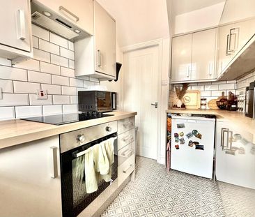 2 bedroom terraced house to rent - Photo 6