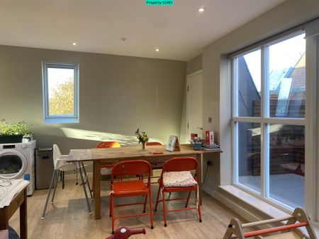 3 bedroom apartment to rent - Photo 3