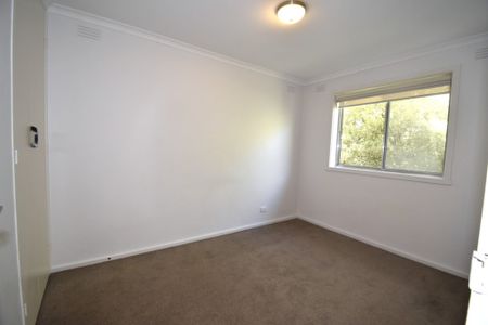 Spacious Apartment & Great Location - Photo 5