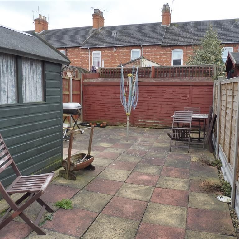 Houghton Road, GRANTHAM - Photo 1