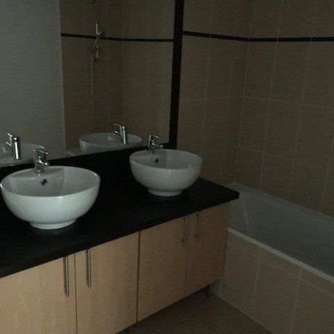 Location Appartement 3 pièces 66m² AMBARES ET LAGRAVE 33440 - Photo 1