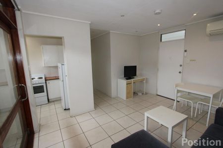 FURNISHED OR UNFURNISHED WITH AIRCON! - Photo 2