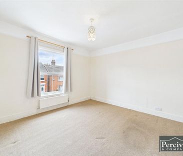 3 bedroom end of terrace house to rent - Photo 5