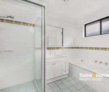 Spacious Modern Family Home - Photo 5