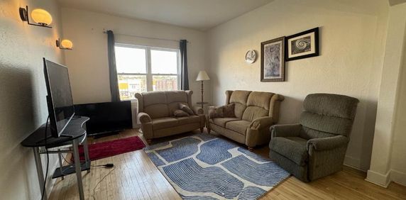 3 1/2 à louer - Centre-ville de St-Hyacinthe - appartement / logement - Photo 2