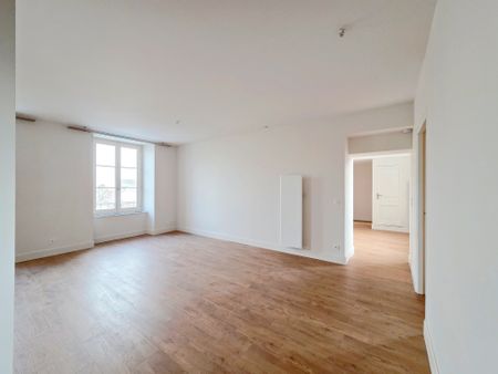 Location Appartement 4 pièces 132m² BRIOUDE 43100 - Photo 5