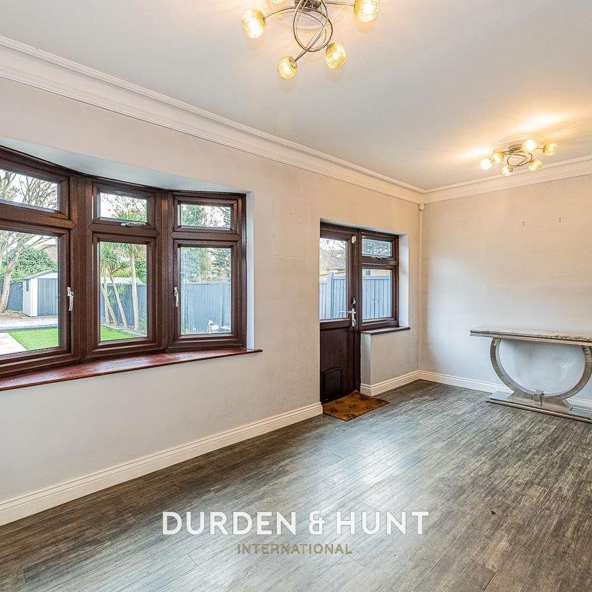 Grenfell Avenue, Hornchurch - Photo 1