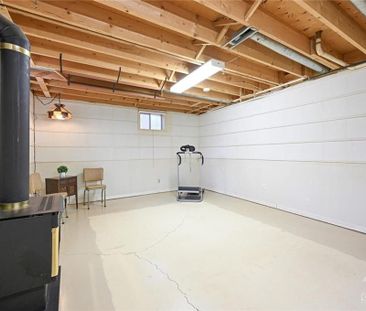 For Lease - 5 Beverly Street, Stittsville - Munster - Richmond, Ont... - Photo 2