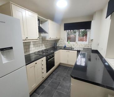 2 bedroom terraced house to rent - Photo 5