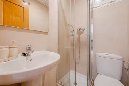 Plaza de la Cebada, Madrid, Community of Madrid 28005 - Foto 3